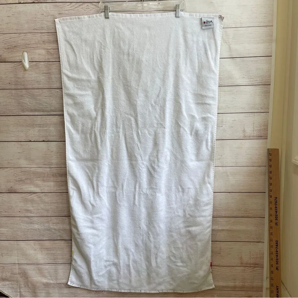 VINTAGE VERA NEUMANN WILDFLOWER THREE PIECE BATH TOWEL SET‎